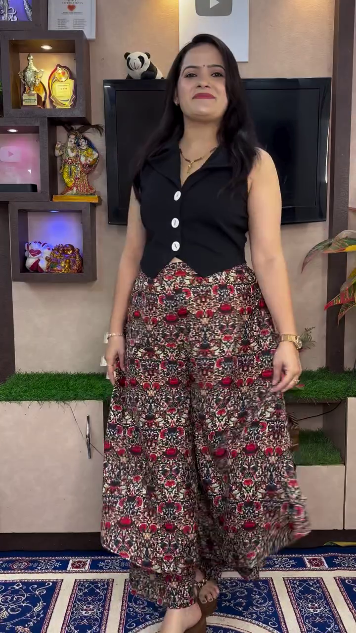 Printed Flowy Palazzo Pants – Comfort Meets Chic Everyday Style 4