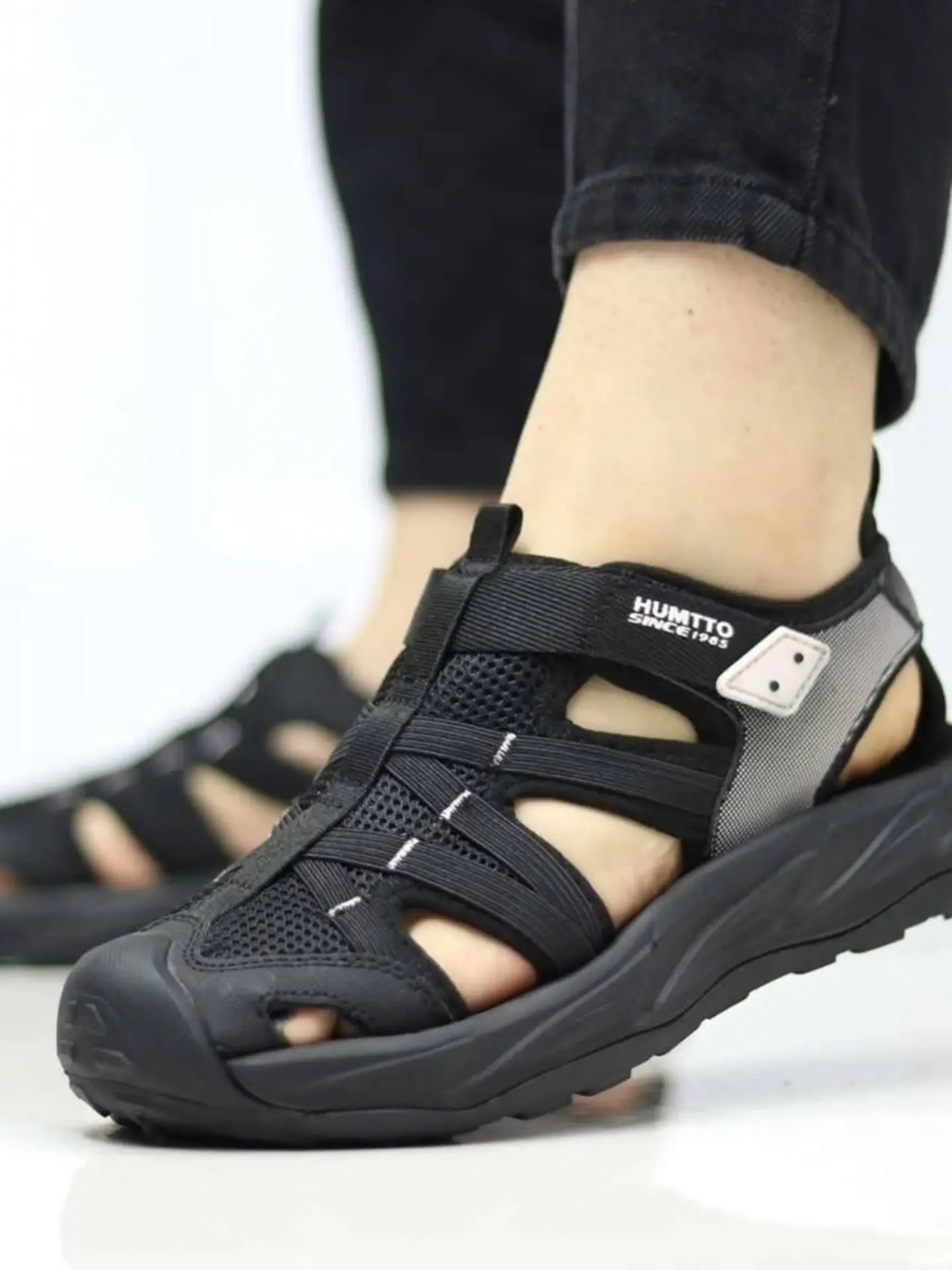 Men’s Outdoor Sports Sandals – Breathable Comfort with Rugged Performance 4