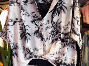 Noir Getaway – Vacay but Make it Editorial 🖤