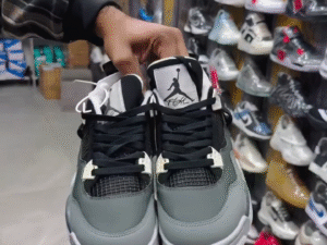 🔥 Urban Flight Low-Top Sneakers – Classic Court Style with Everyday Comfort 🔥