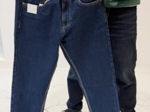 👖 Wrangler Men’s Regular Fit Jeans – Classic Comfort. Timeless Style.