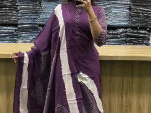 🌸 Elegant Purple Bandhani Cotton Kurta Set with Patterned Dupatta & Straight Pants 🌸